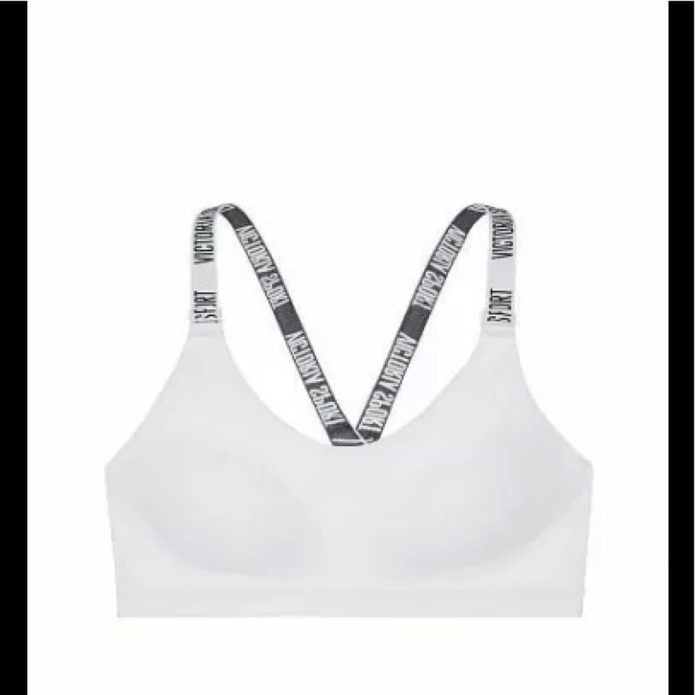 Victoria Secret - Picture 2 of 3